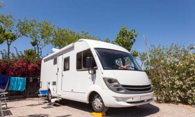 Mettre un camping-car sur cale et de niveau : comment procéder ?