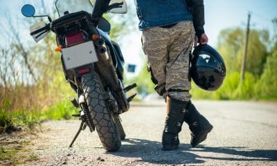 Les bottes moto imperméables : un essentiel pour affronter la pluie en toute sécurité