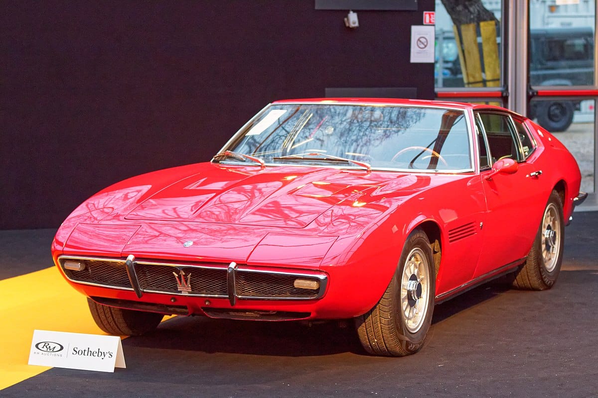 maserati-ghibli-1967-1973-l039elegance-italienne-des-annees-60-et-70